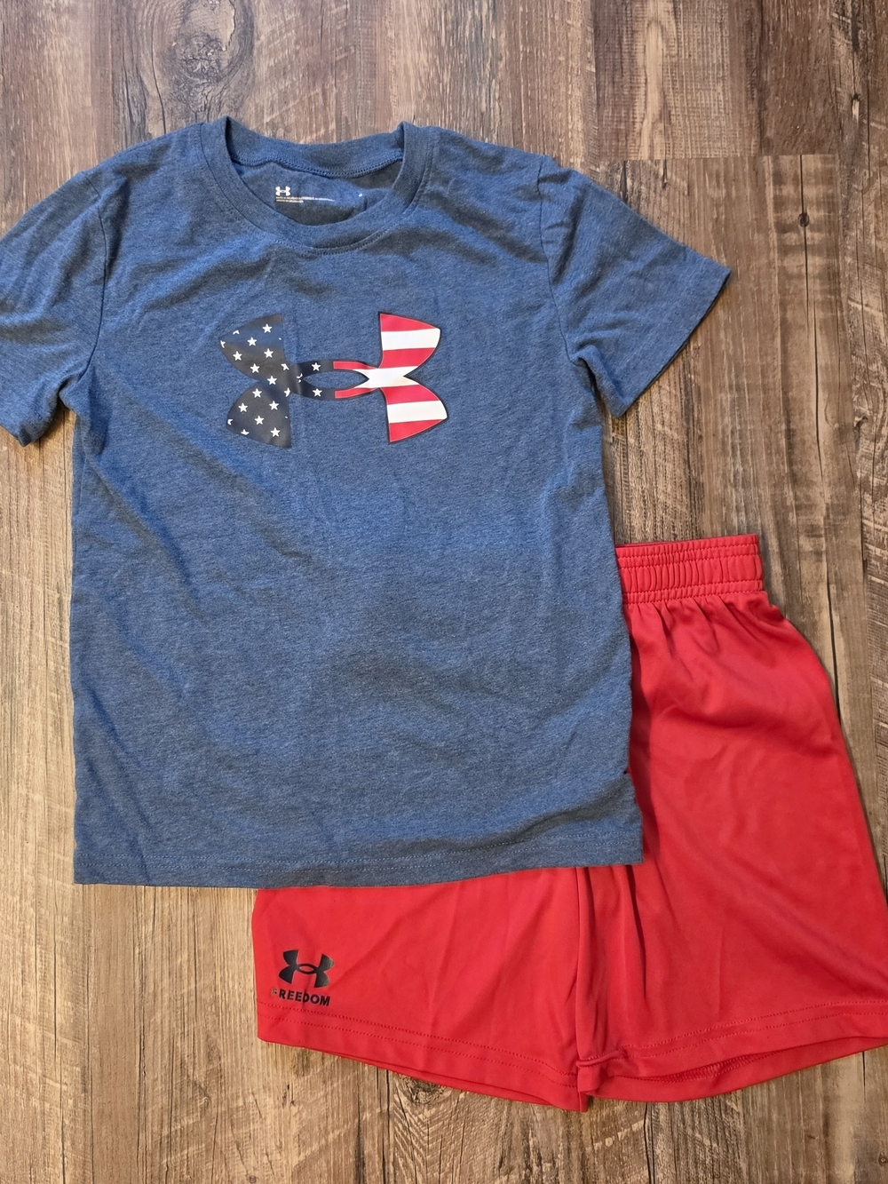 Under Armour Freedom Boys 2-Piece Patriotic Outfit Set – Size 6